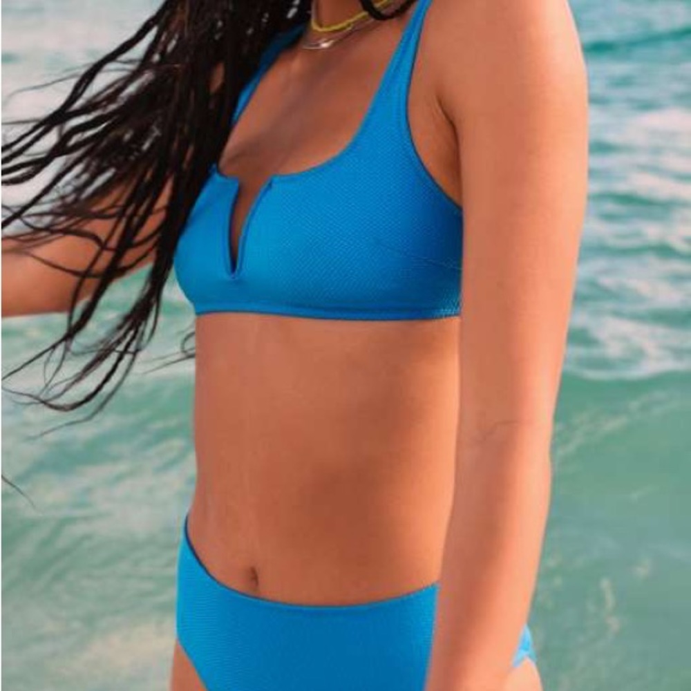 AERIE V WIRE TOP AND HIGH WASTED BOTTOMS